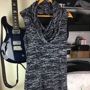 Prana XS sleeveless cowl neck dress • black grey